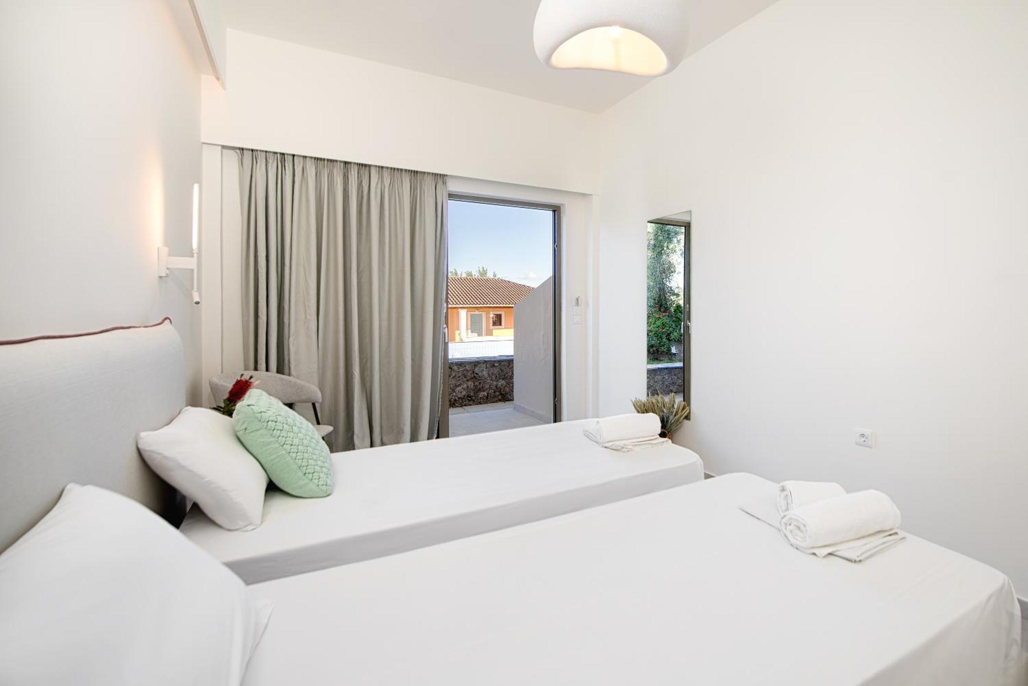 Little Corfu Aparthotel Dassia  Exterior photo
