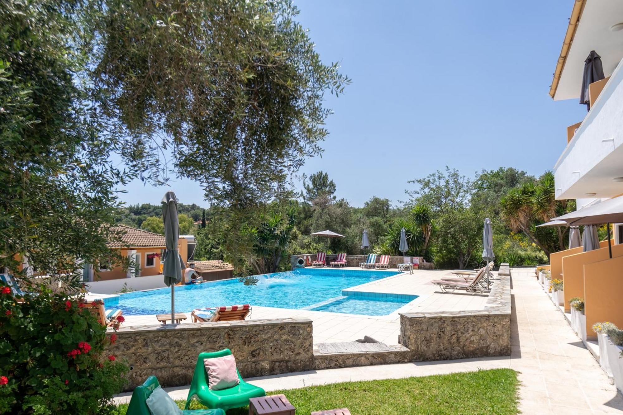 Little Corfu Aparthotel Dassia  Exterior photo